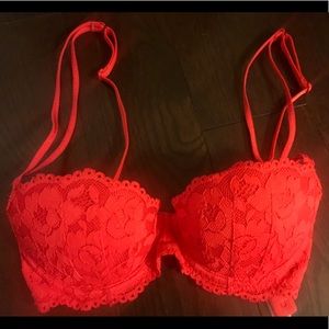 32A Victoria’s Secret  PINK Date Push-Up; Red